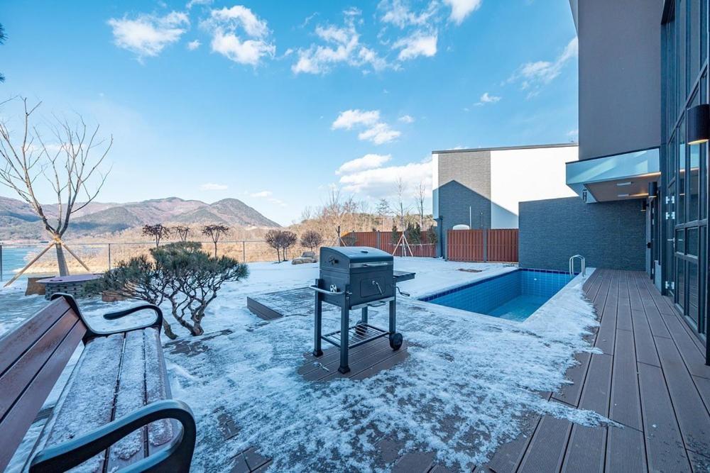 Jecheon The Shine Cheongpung Hotell Rum bild